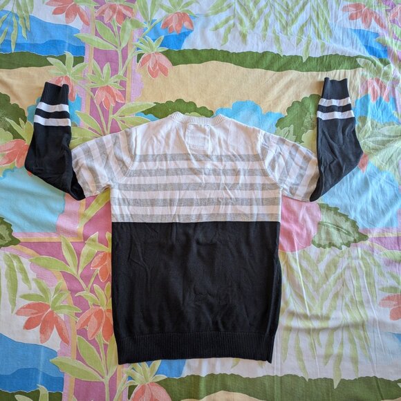 XIOS New York Women's XS Crewneck knit sweater black white Striped Long Sleeves - Picture 14 of 14